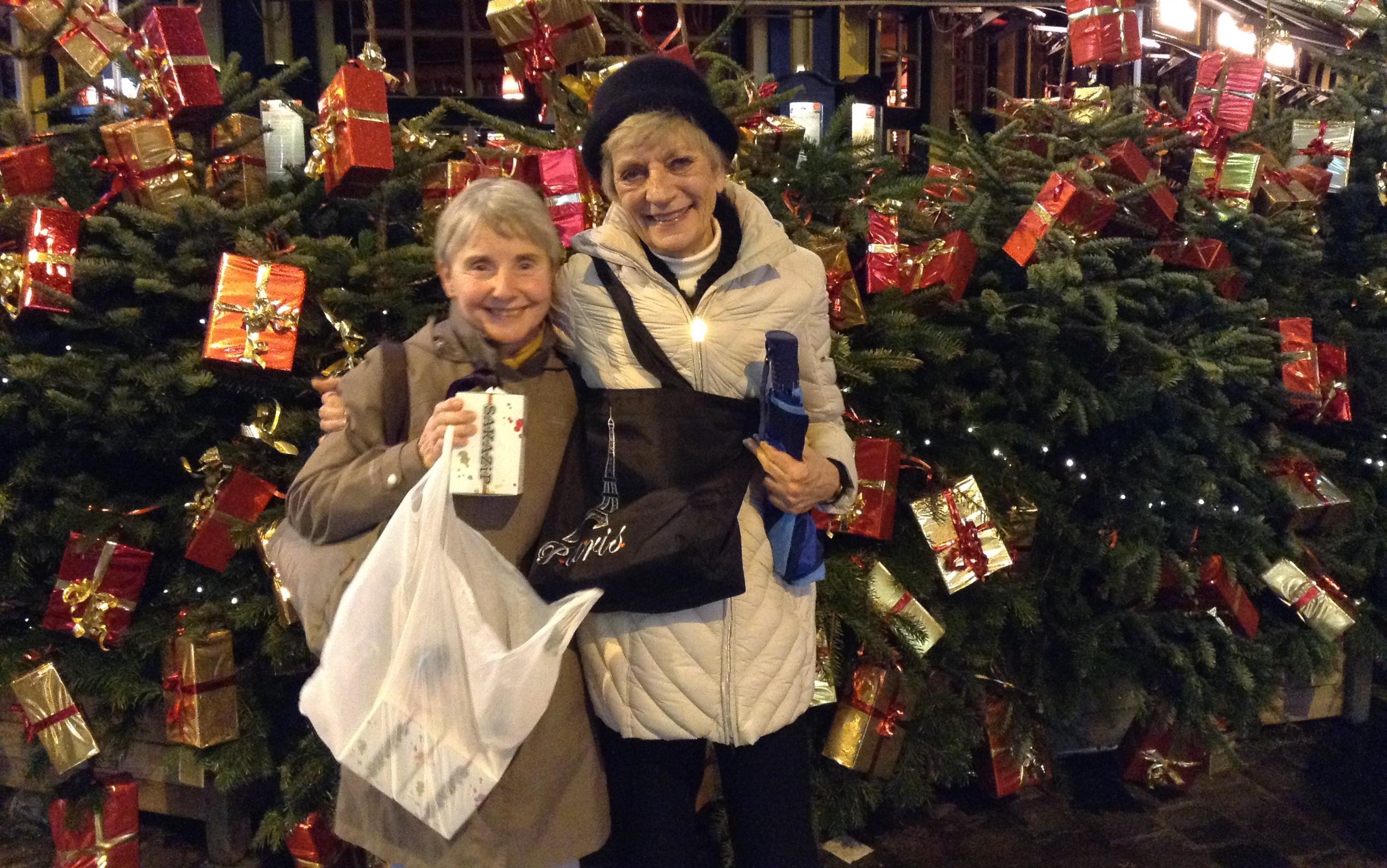 Mom and Annick shopping at the Brussels Christmas market, 2015