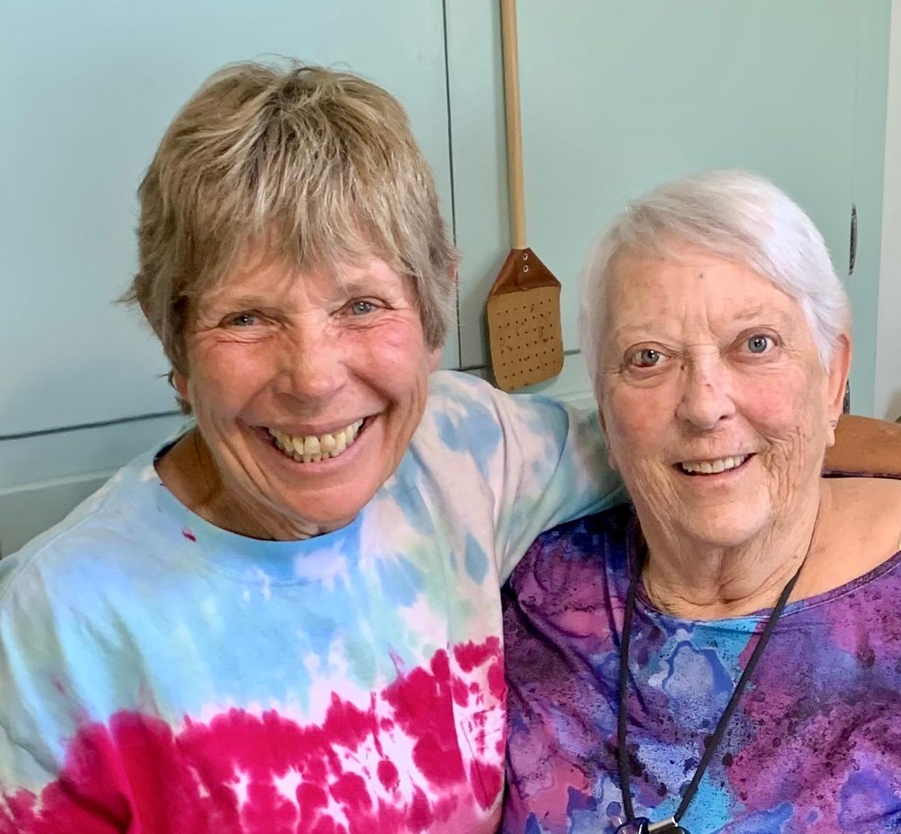 Lisa C visiting Carole in Idaho!