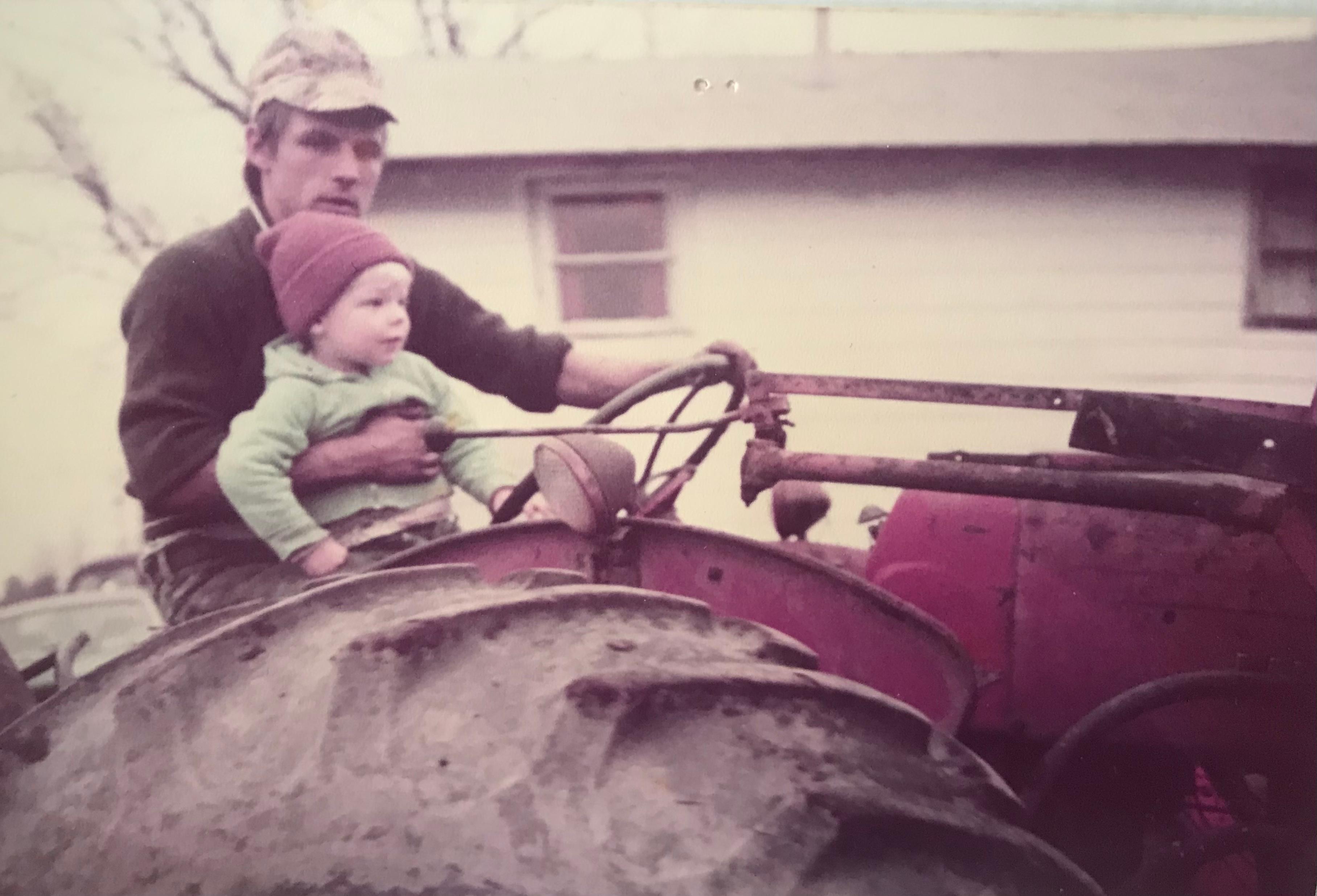 Dad showing Jesse the dirt diggin ropes, early on!