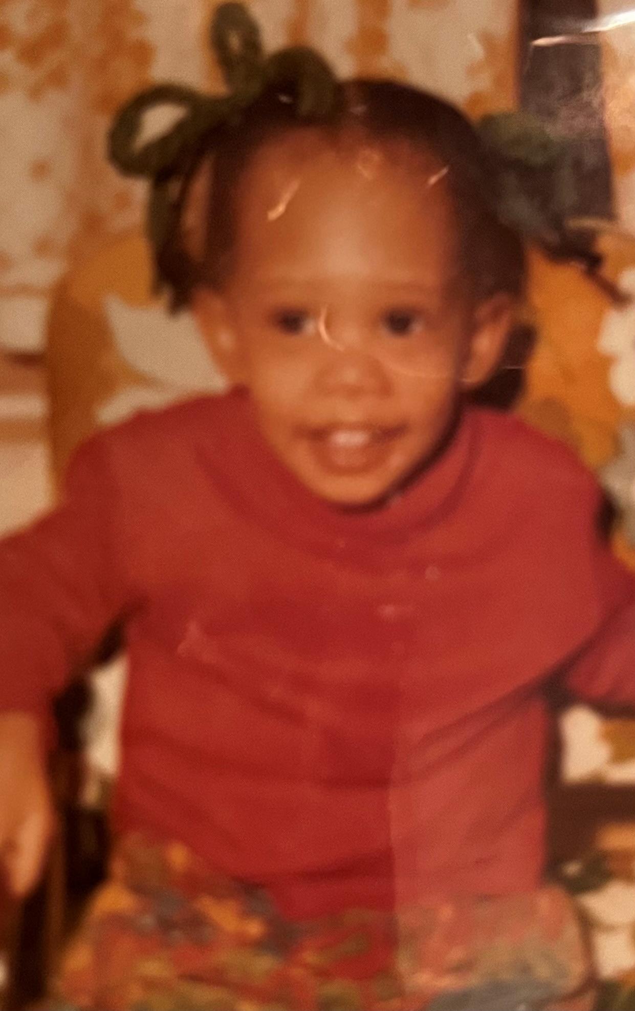 Toddler Rachael - gotta love that smile!