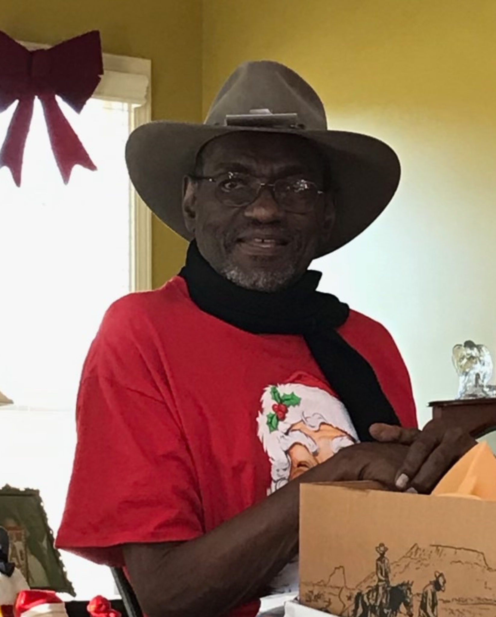 Dad Christmas Day (2018) - Dad looking good in his Cowboy hat!!