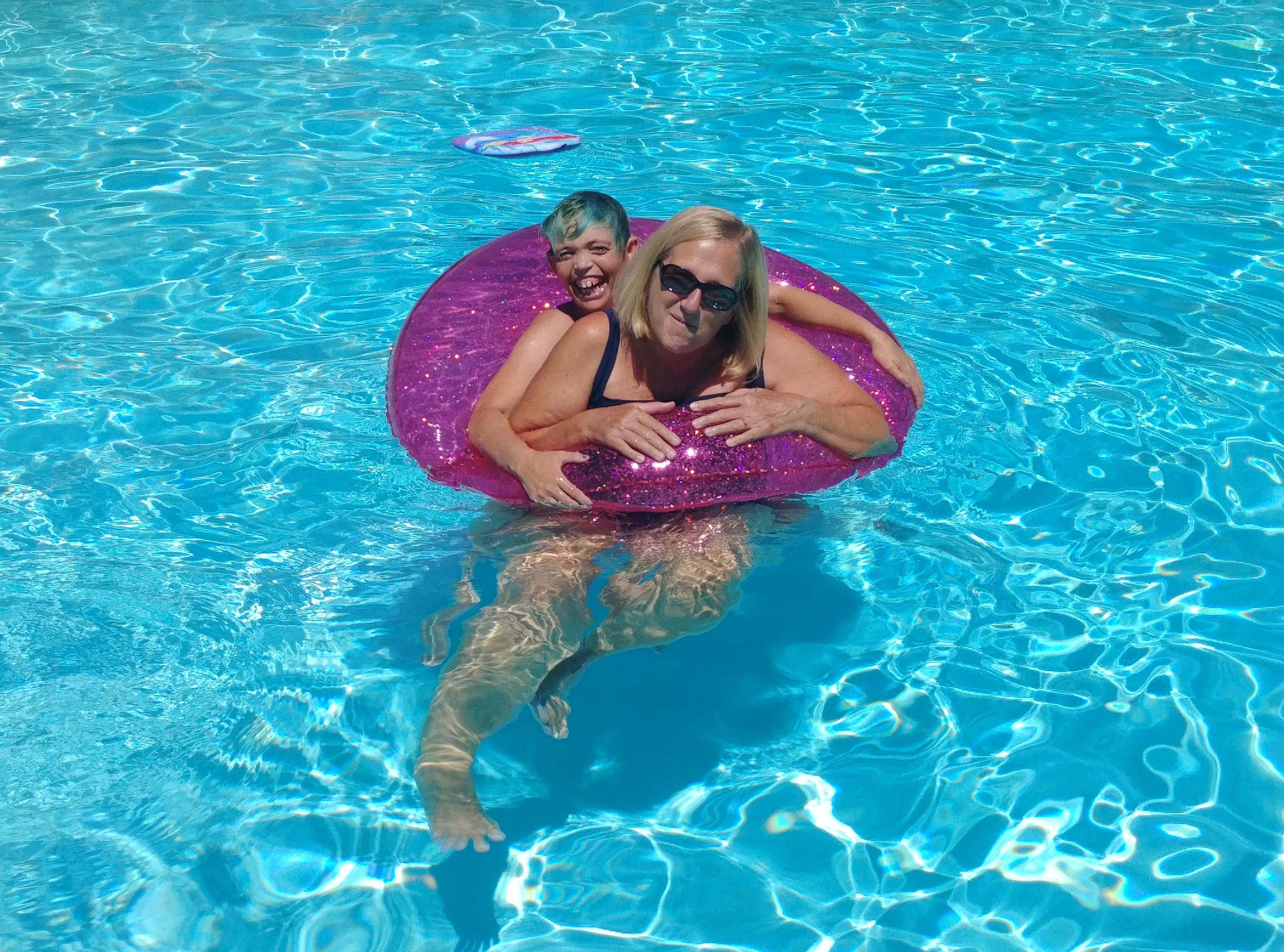 Ashley and Kate's mom (Jill)