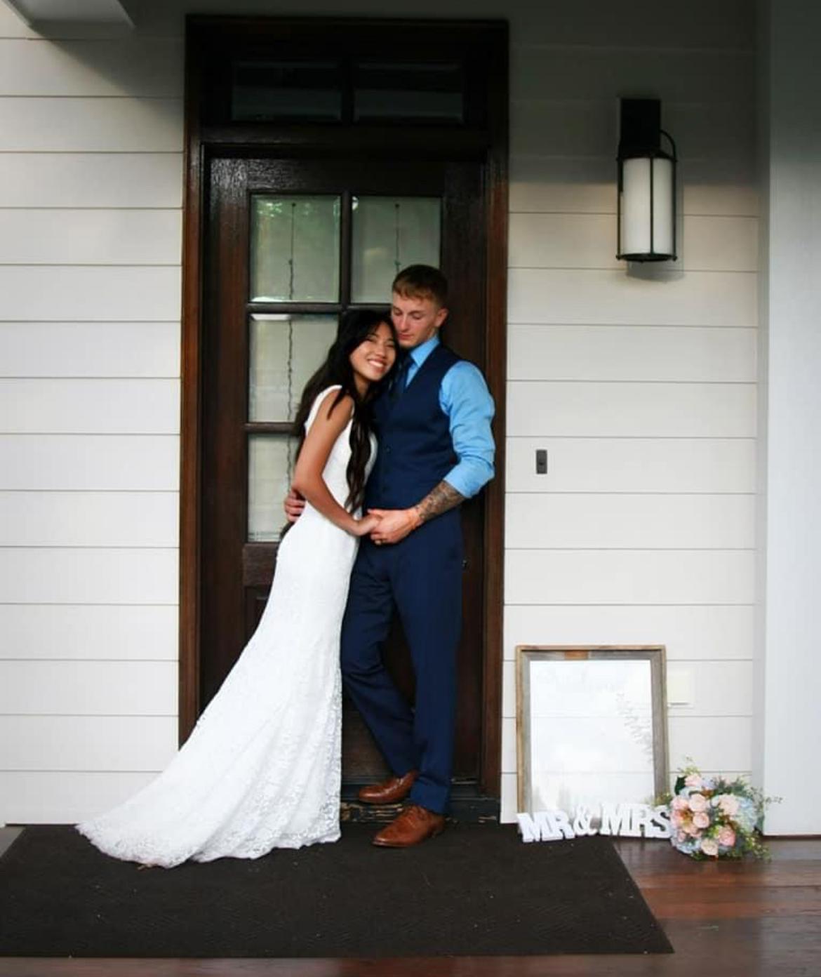 Most beautiful day for these two love birds.