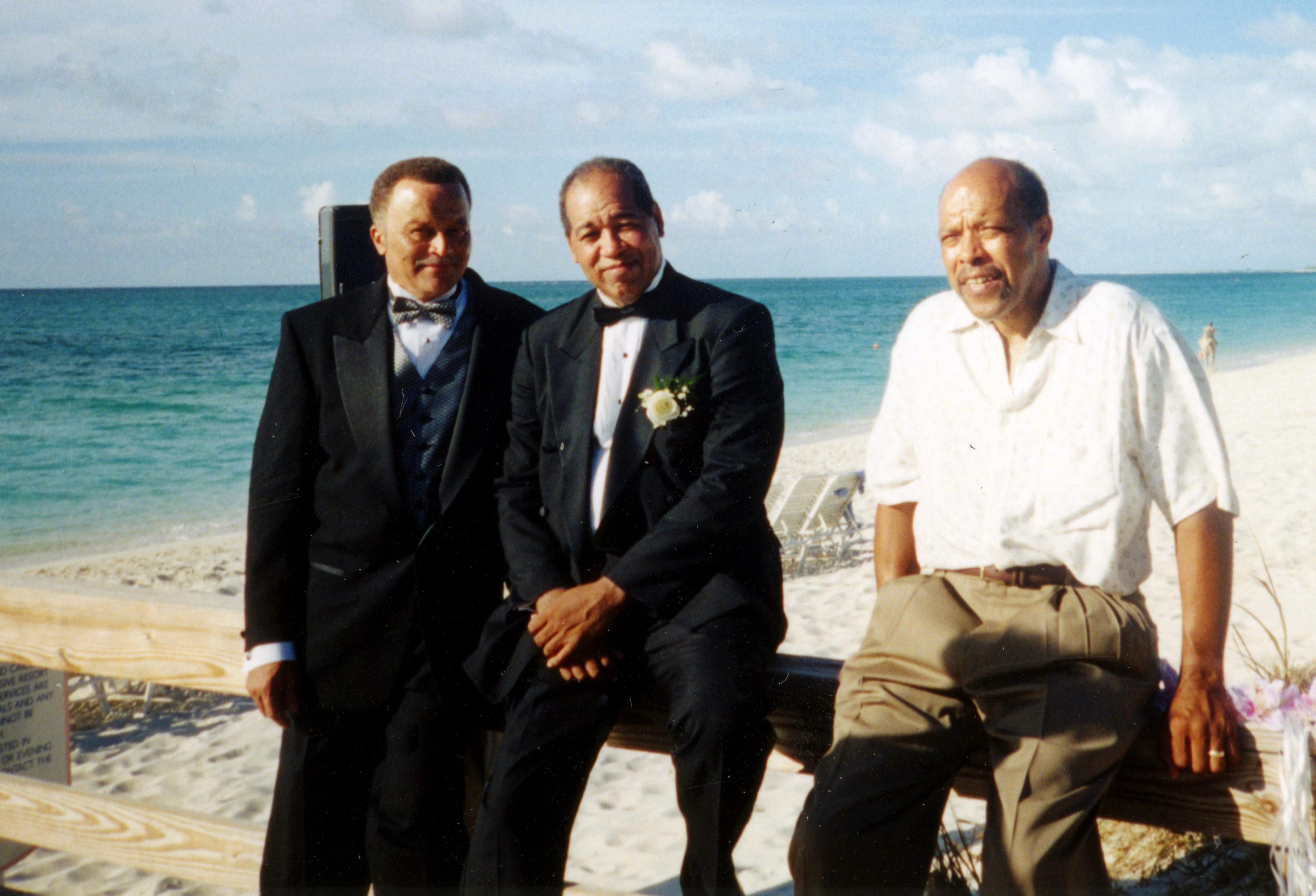 Dara's Wedding Uncle Nat was the only one not hot :-)