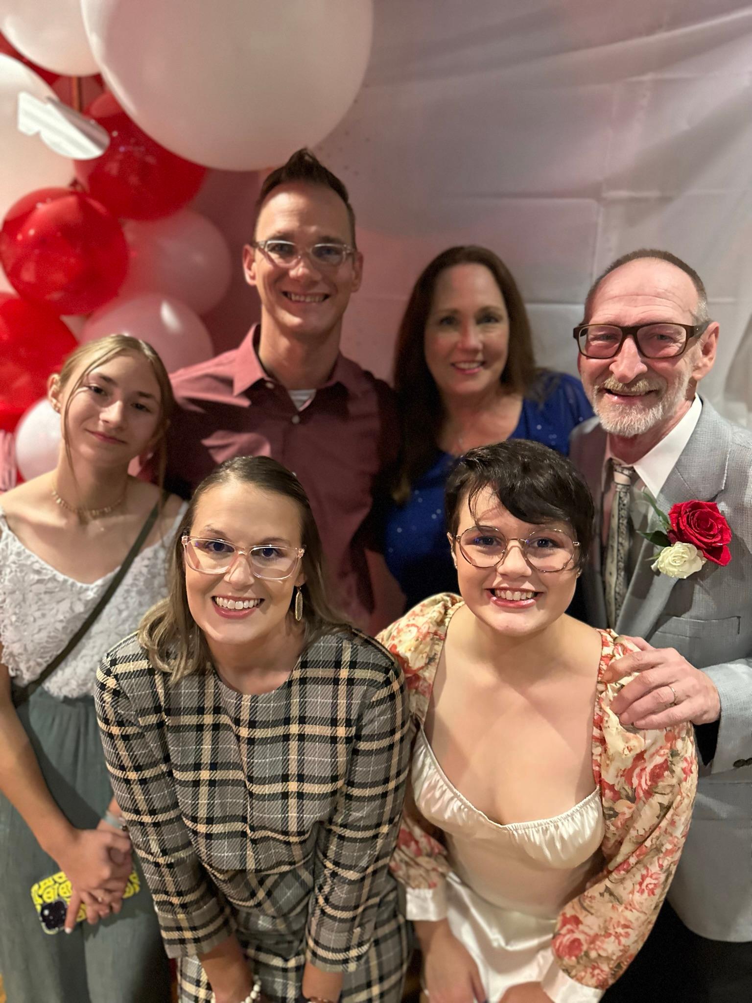 Zoe, Craig, Jennifer, Ali, Dave and Stacy- The Godwins