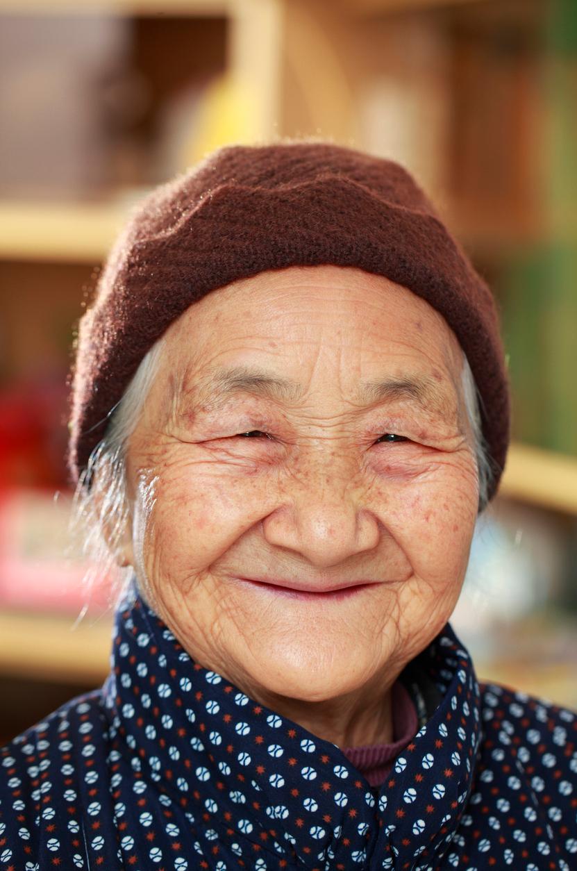 This is a wonderful photo of my friend, Ms. Yu.