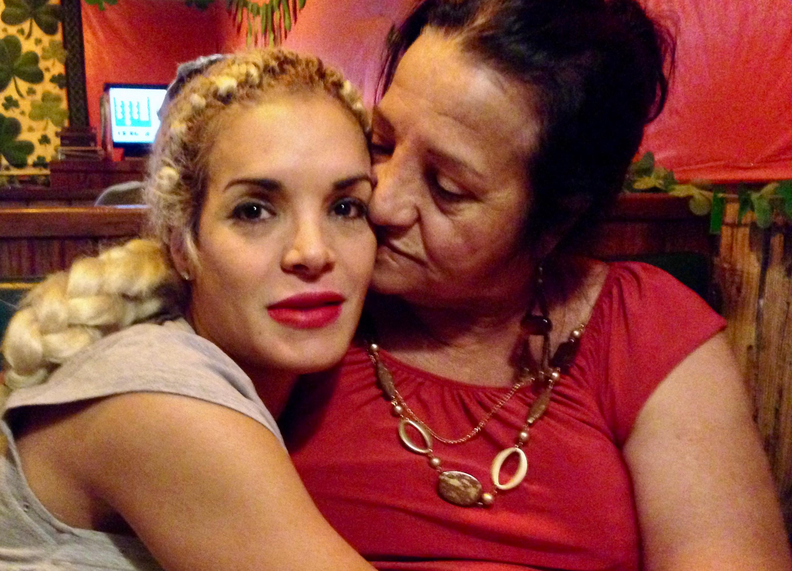 Mi campanita, mi niña linda, mujer fuerte siempre estarás en mi corazón