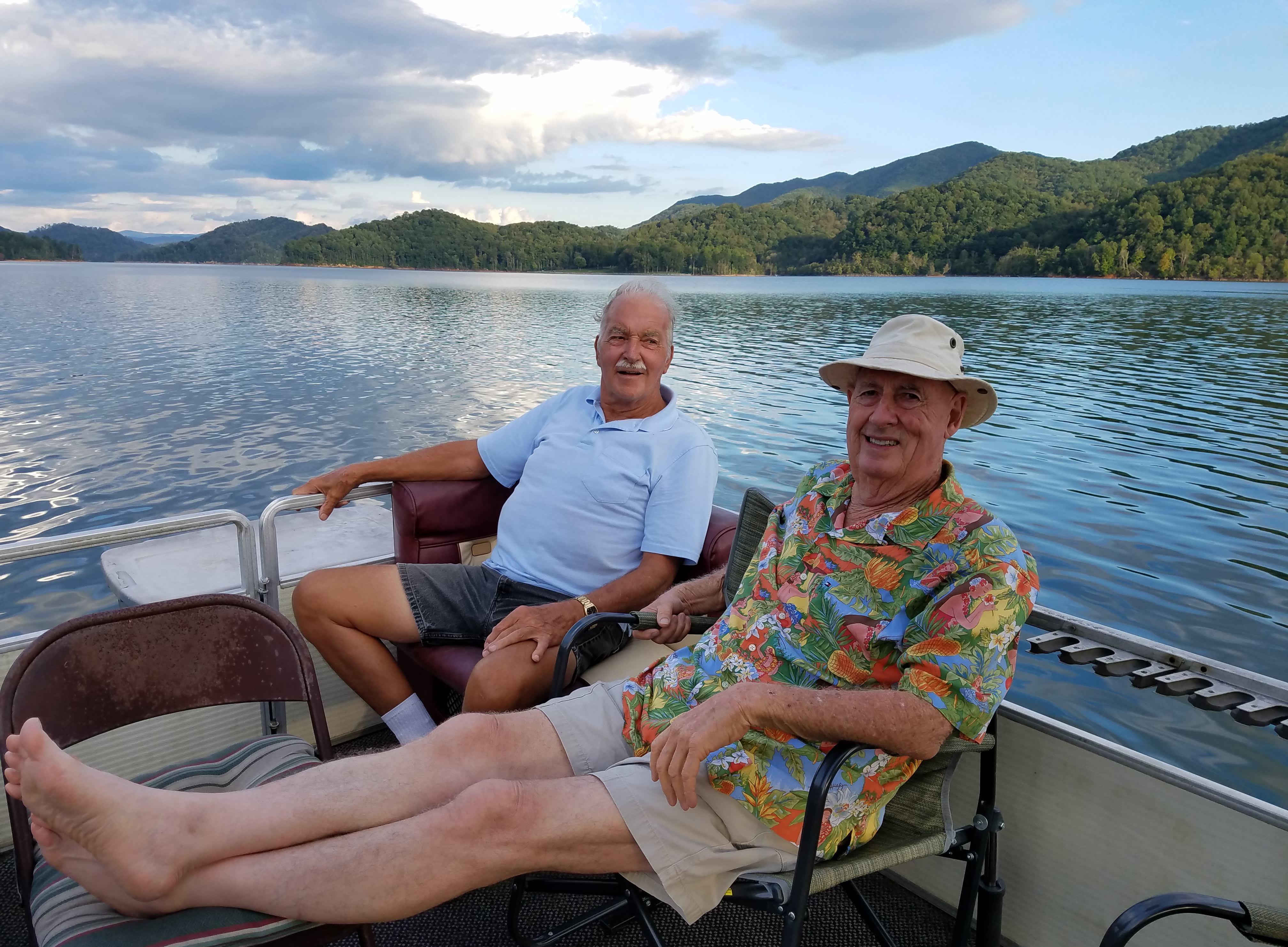 Watauga Lake with the Brandt's/Saltonstall's/Mill's