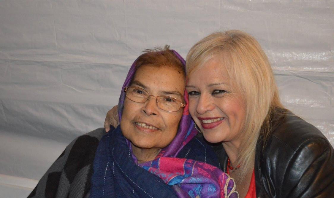 DIANA was a bright light . To her children and brother it hard to believe she is not here but hope that she made you guys strong continue to support each other like she wanted it. I love you guys and I will always be here for you as long as I can. Sending all of you a humongous hug and my deepest condolences to all of you