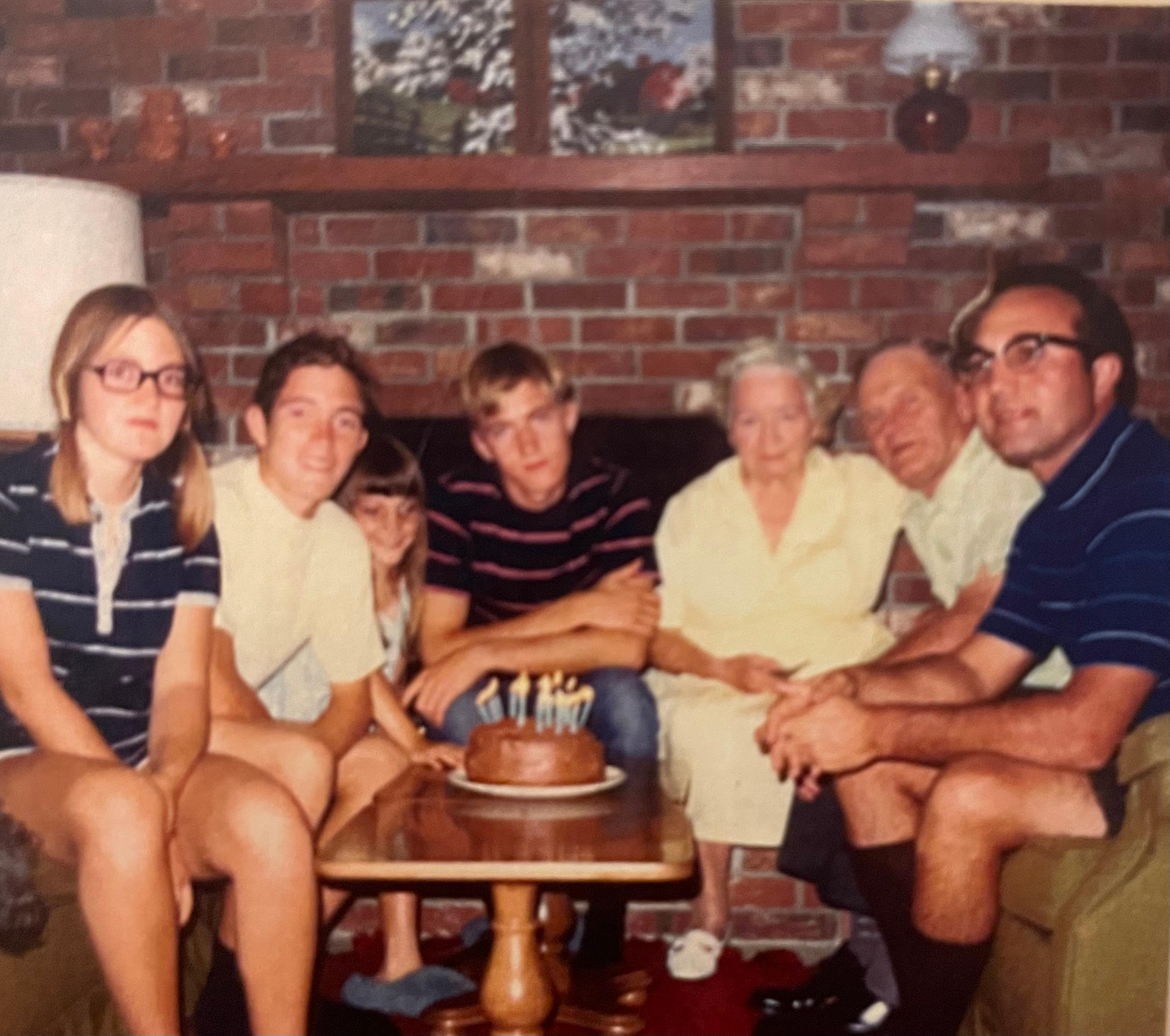 Patty, Craig, Cindy, Sam, Grandma Grace, Grandpap Bill & Sam