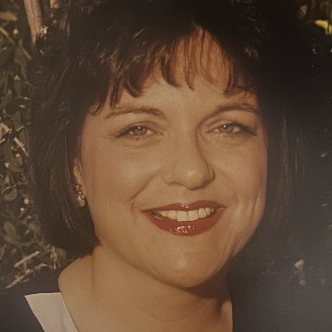 Carolyn Adell Borcsani