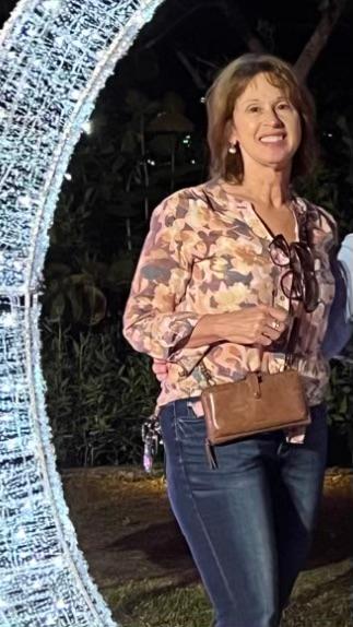 A night event at Selby Botanical Gardens with her Goddess Group from Apple :-)