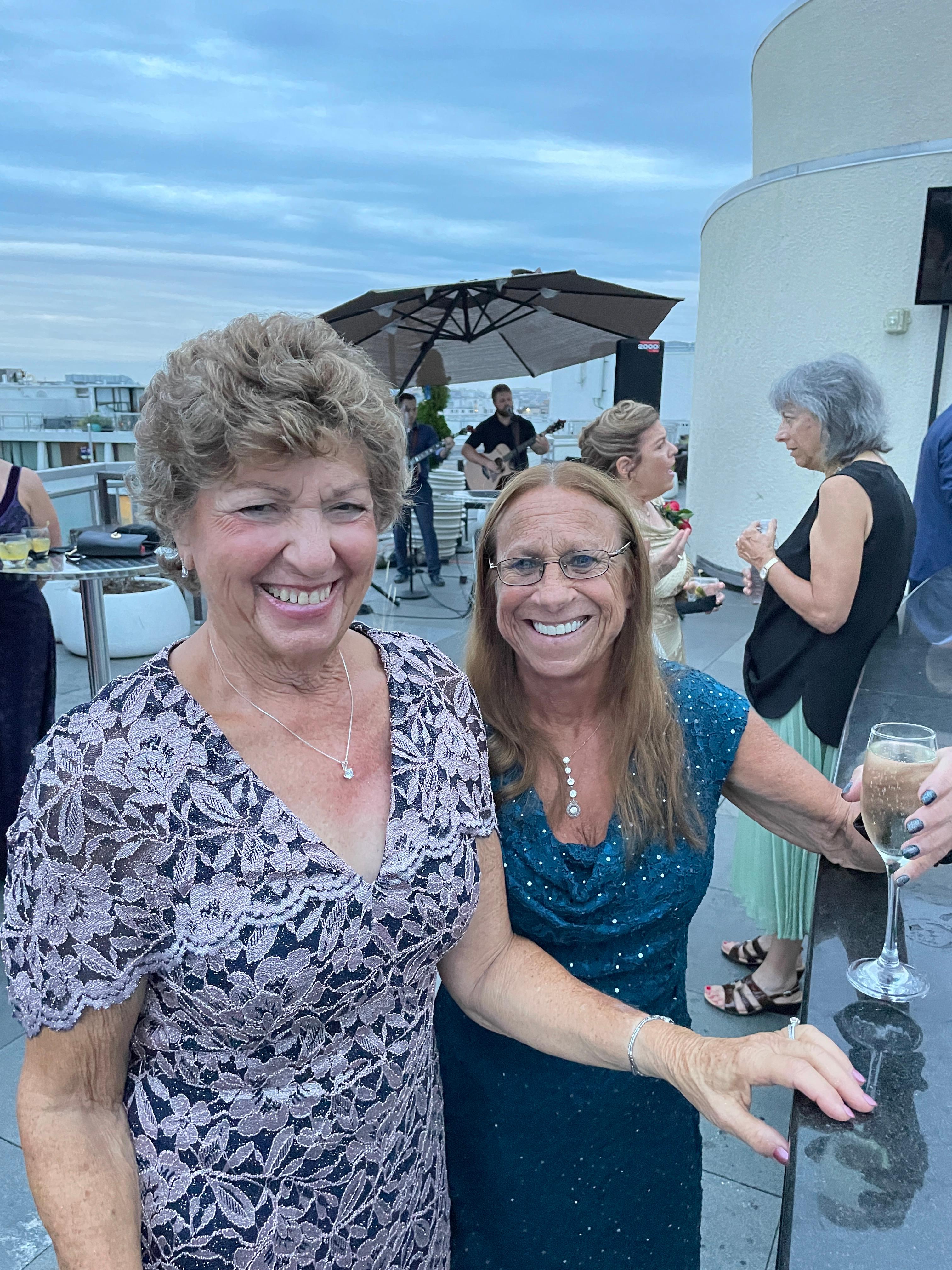 Sisters, 2021
